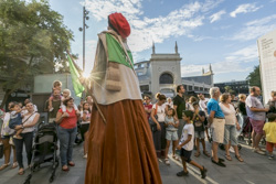 Fi de Festa Major de Sabadell: gegants, castell de focs i La Salseta del Poble Sec 